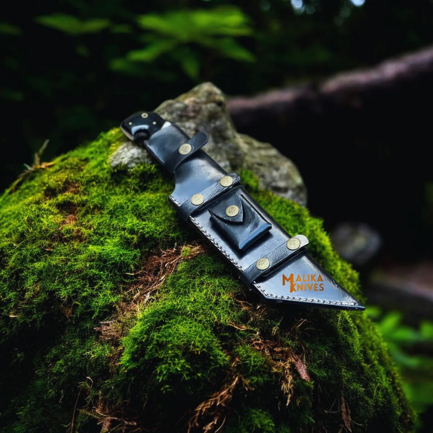 Damascus Tracker Bowie Knife Resin Handle Outdoor Sheath