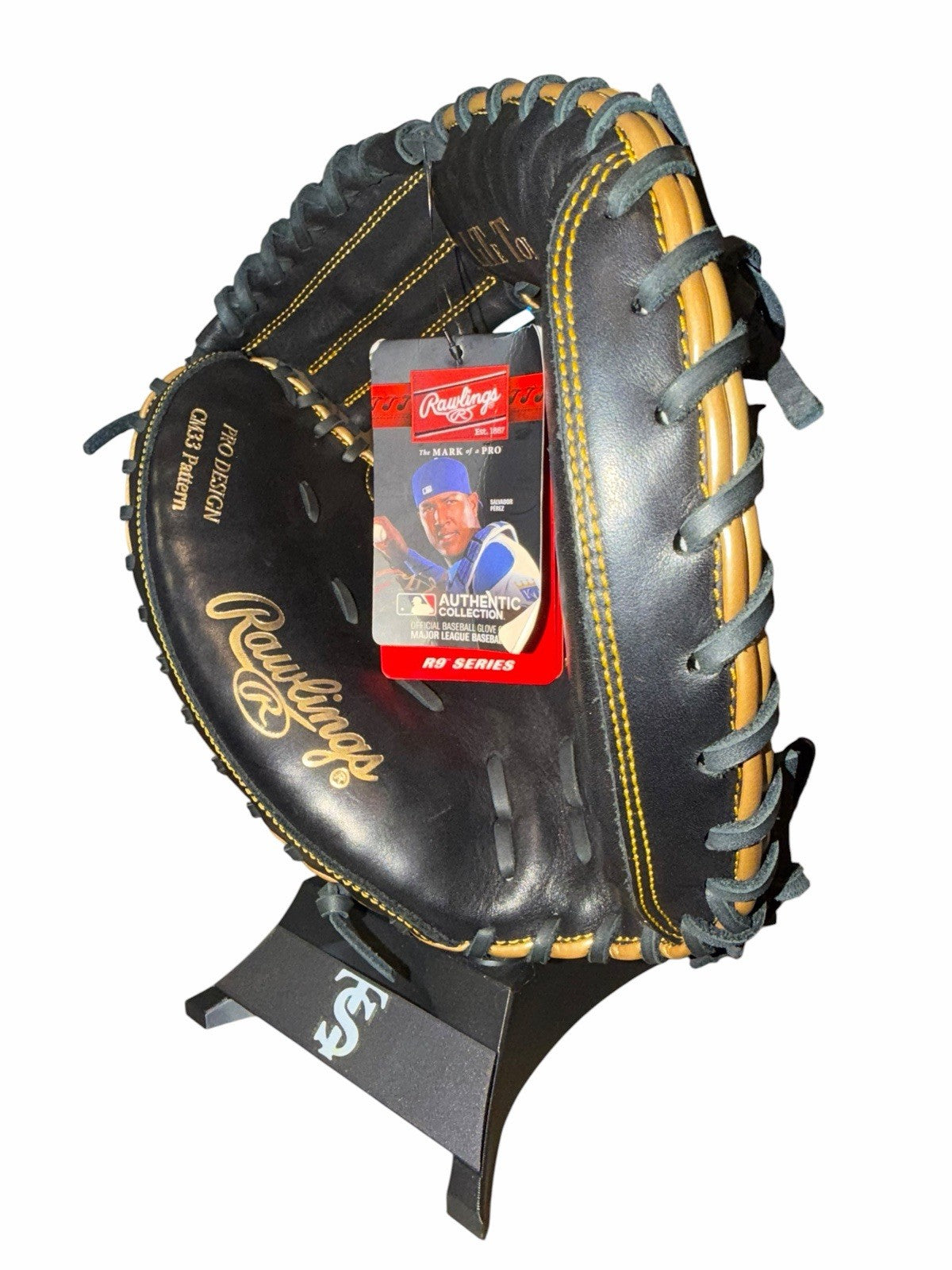 Rawlings R9 R9CMB25BG 32.5” Catcher’s Mitt Baseball Glove CM33 Pattern NWT RHT