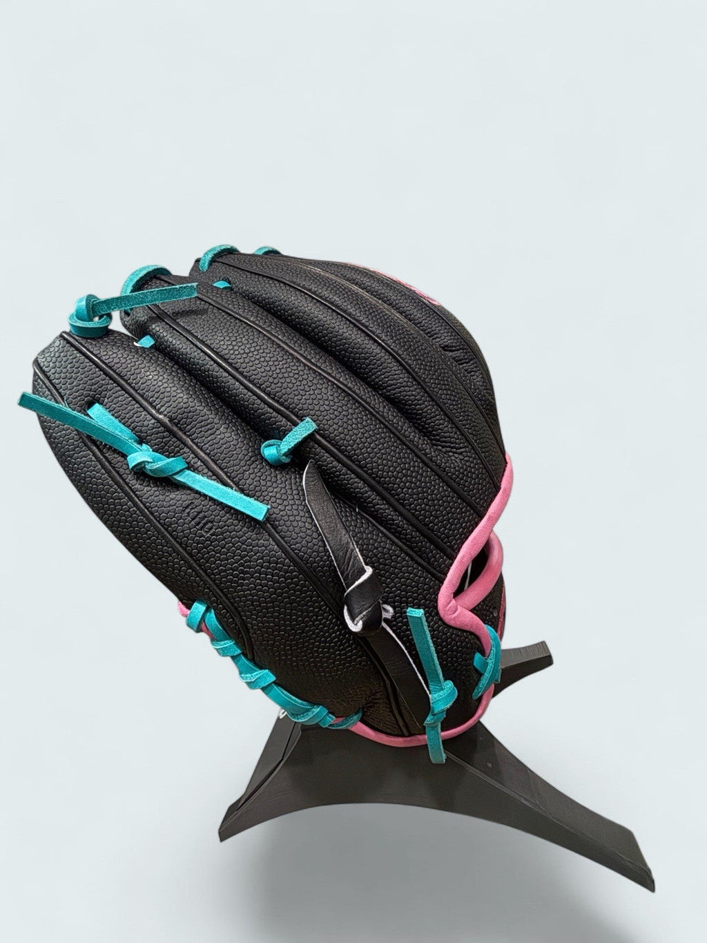 Wilson A2000 1786 Spin Control SuperSkin 11.5” Black Pink Teal RHT NWT