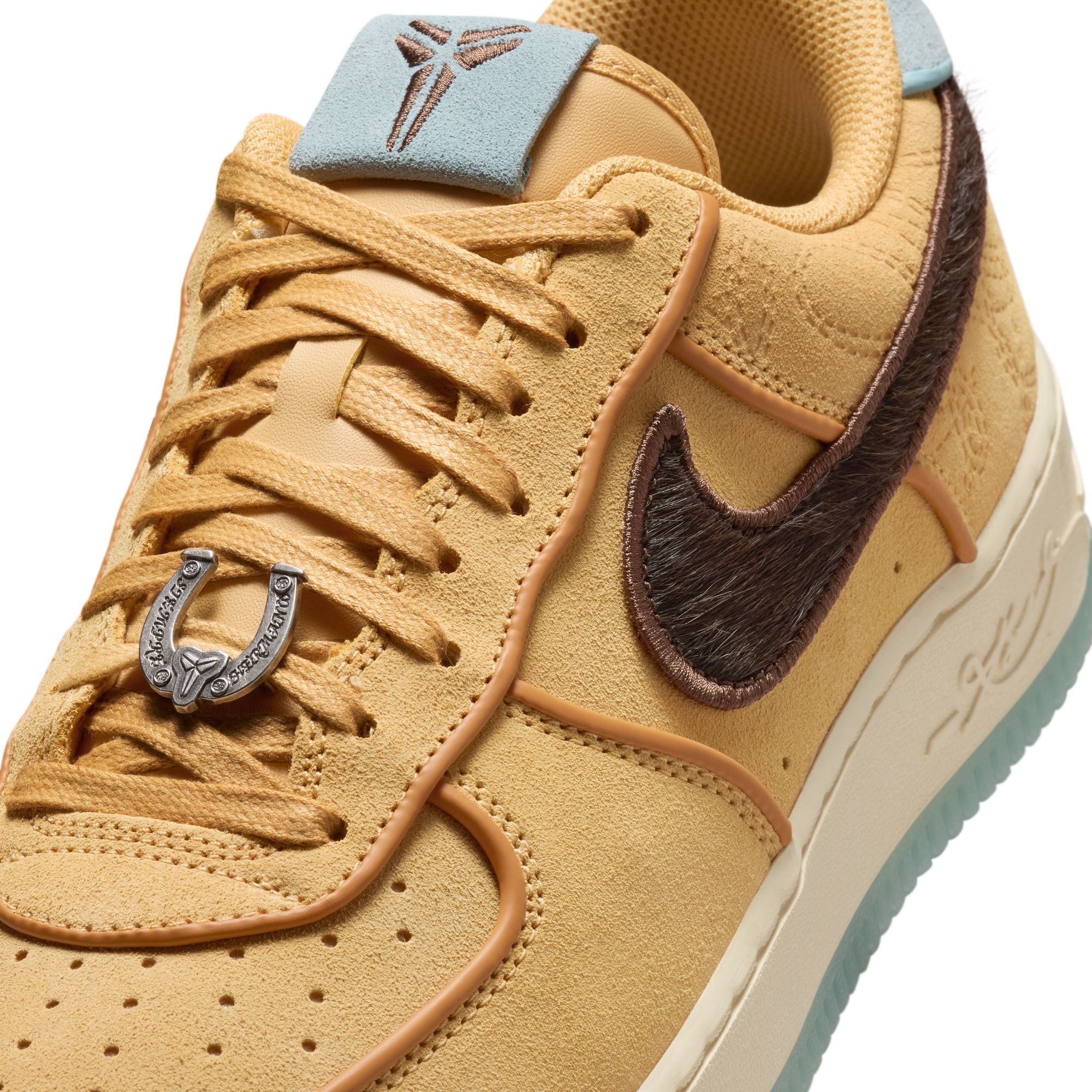 Nike Mens Air Force 1 Low Protro - Siempre Hermanos