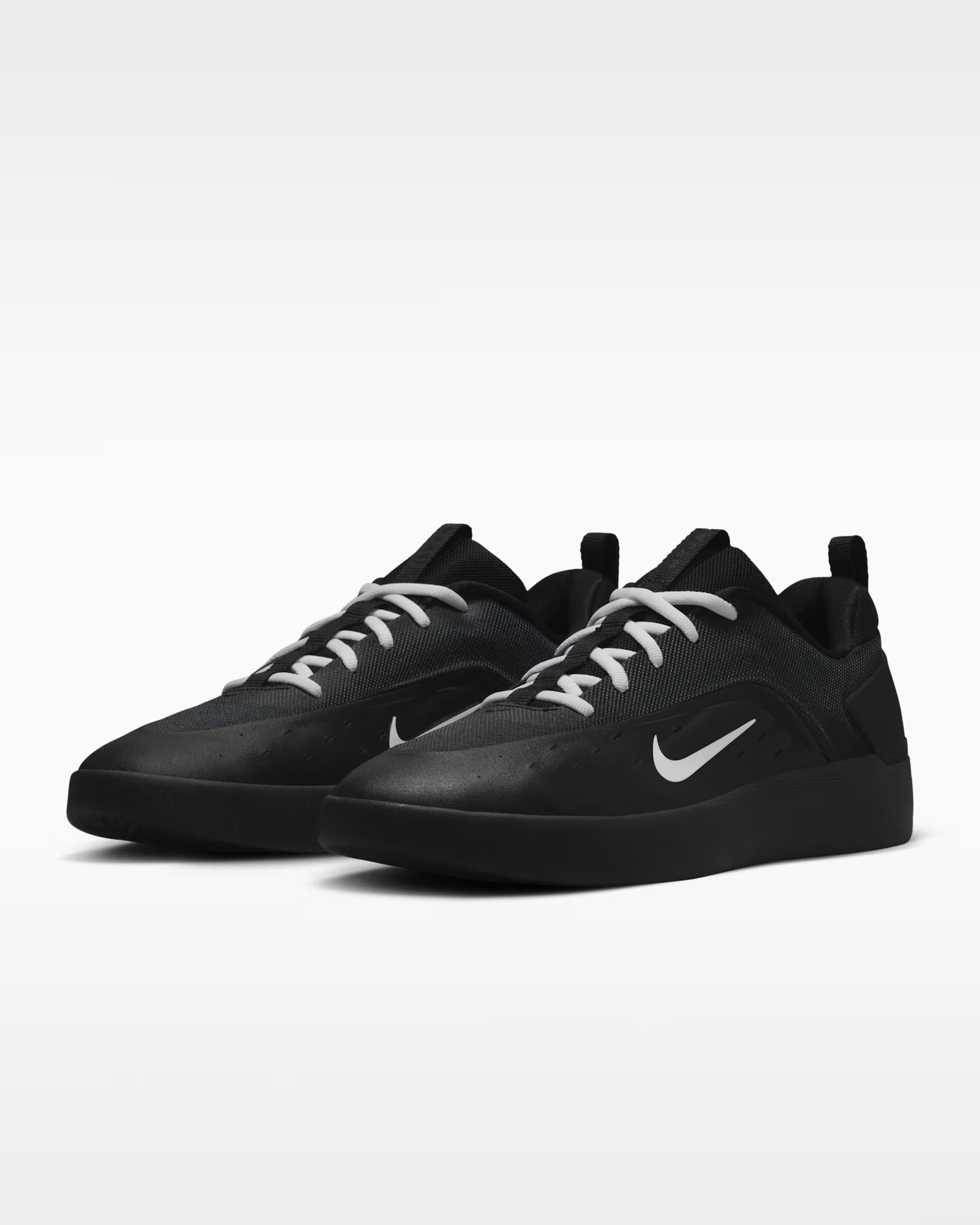 Nike SB Zoom Nyjah 4 - Black/White