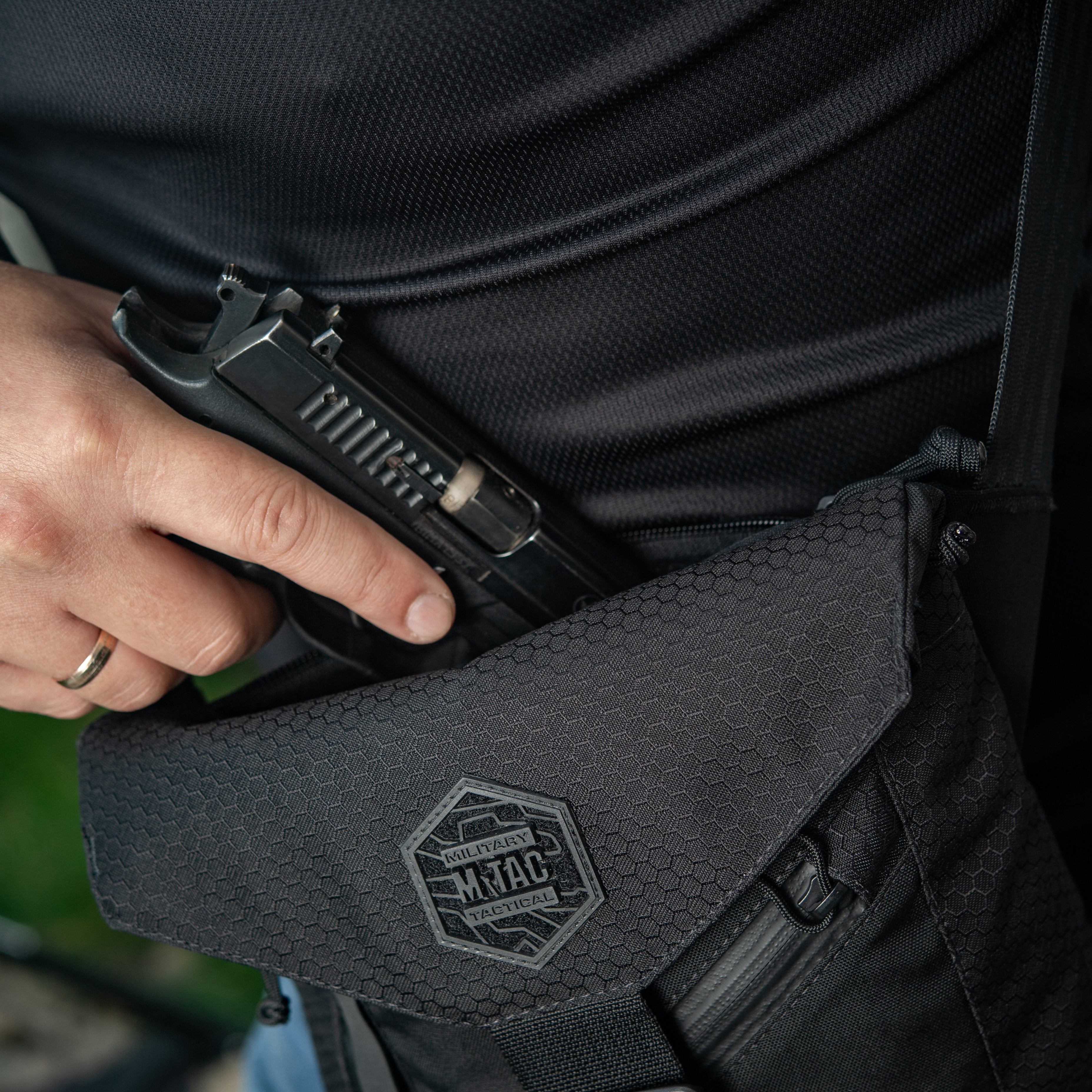 M‑Tac Magnet Shoulder Bag Gen II Elite Hex