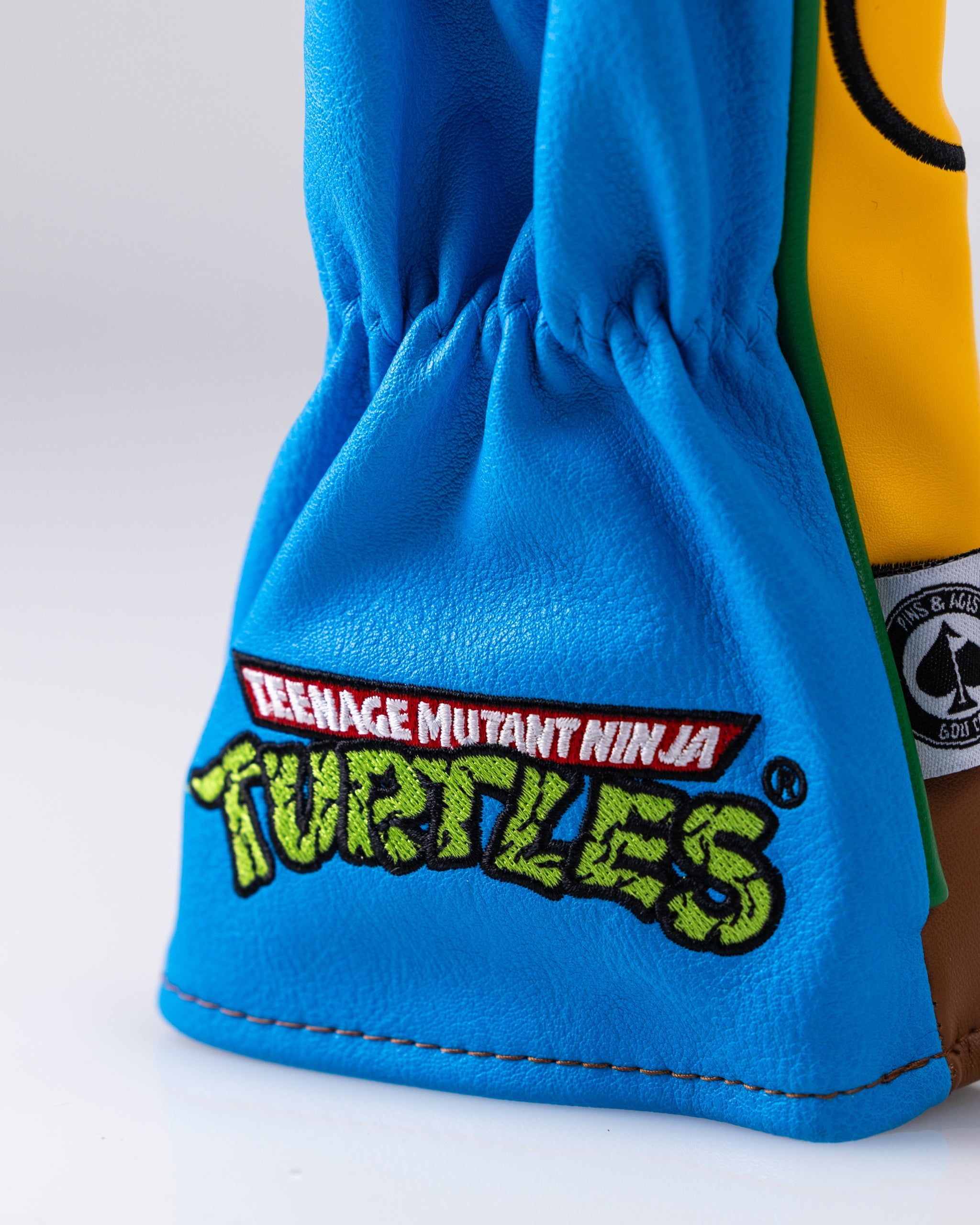 TMNT - Leonardo Hybrid Cover