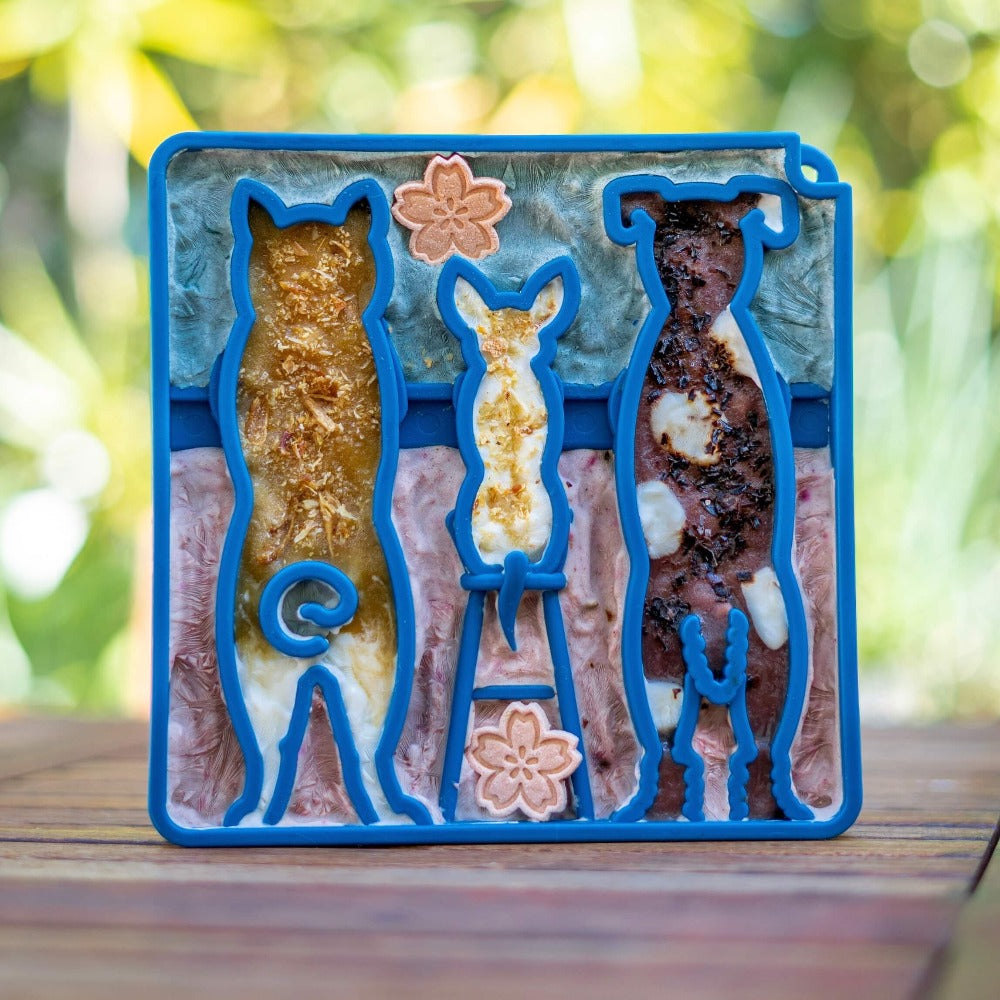 Waiting Dogs eTray - Shallow Slow Feeder Bowl for Enrichment | USA Made