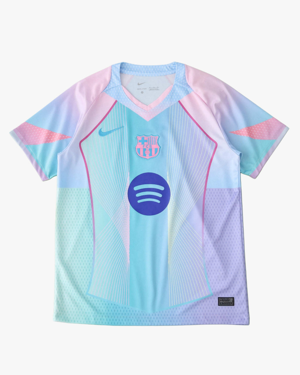 BARCELONA x DREAMWAVE PREMIUM KIT