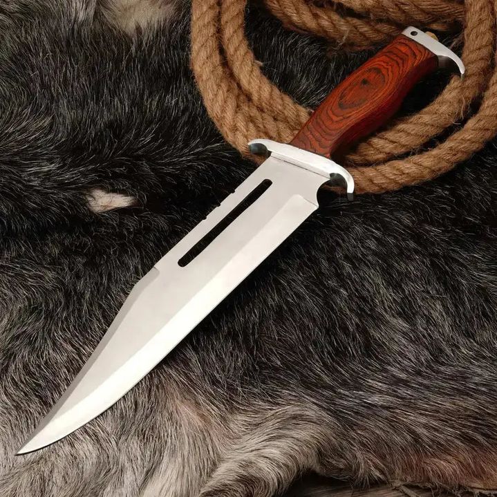 Rambo Bowie Knife D2 Steel Blade - Collectible