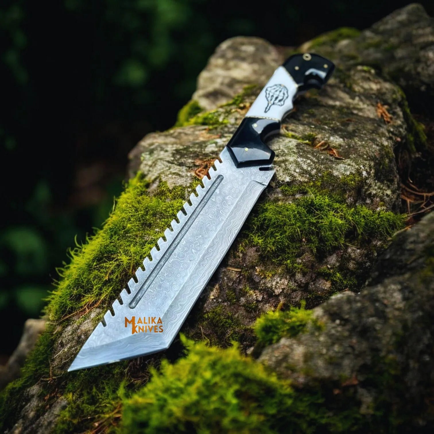 Damascus Tracker Bowie Knife Resin Handle Outdoor Sheath