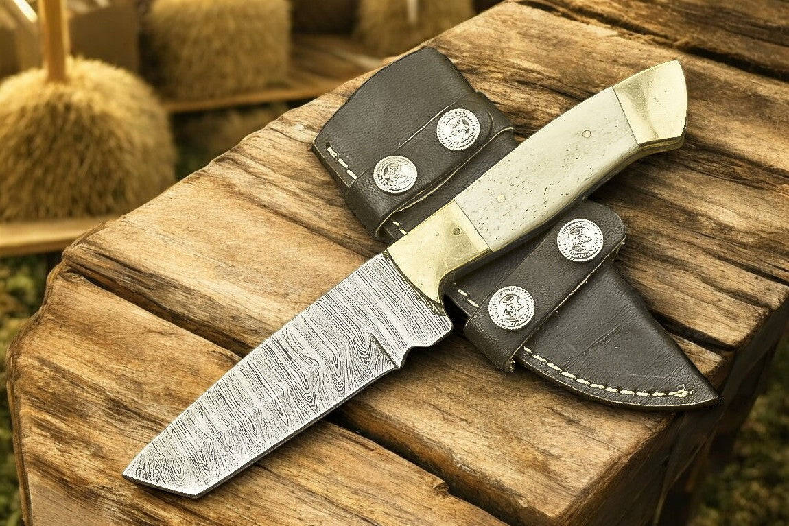Traditional Cowboy Knife – Damascus Tanto