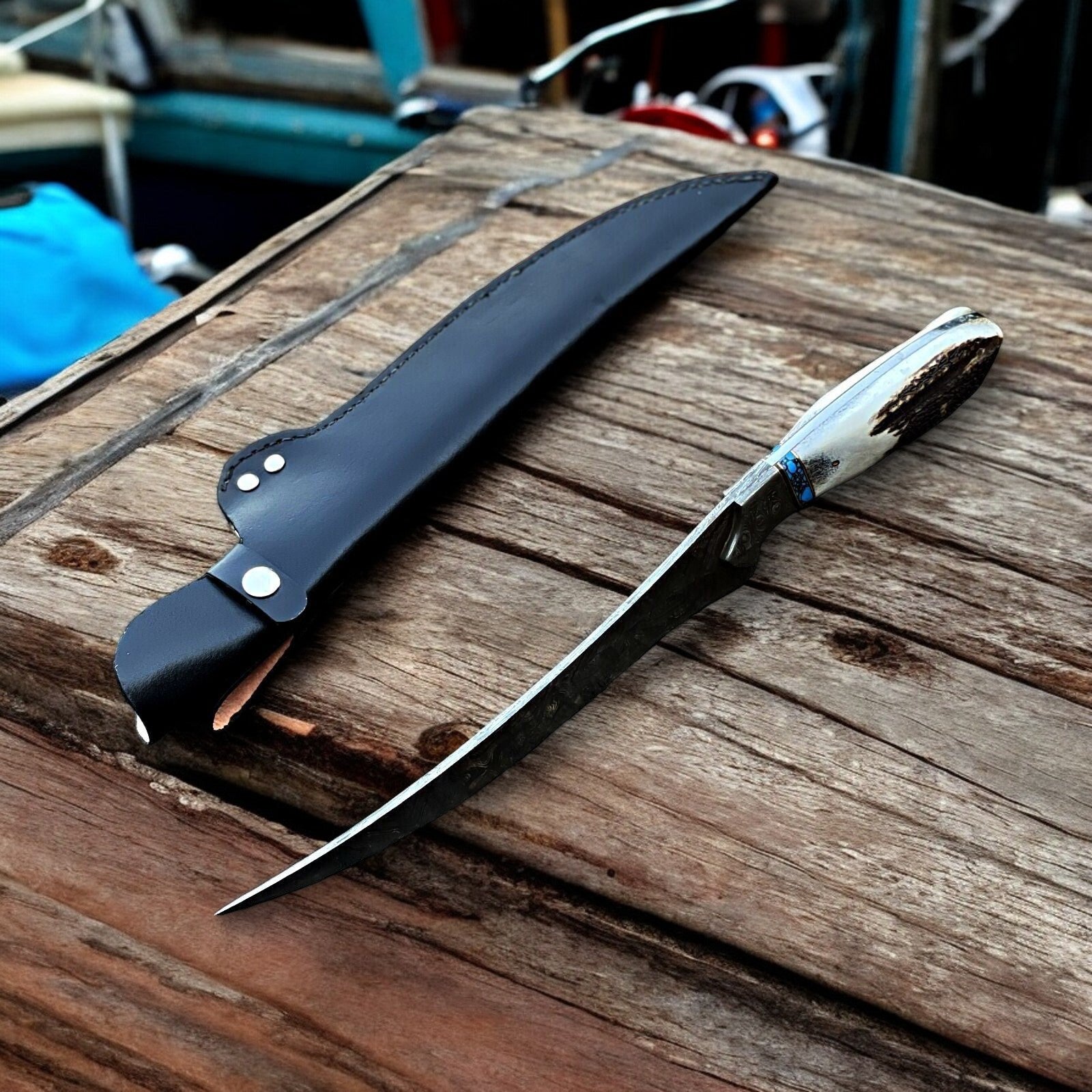 Premium Damascus Fillet Knife – Antler Horn Handle, 13"